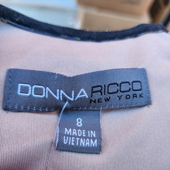 Donna Ricco Black Gold Sleeveless Dress A Line Empire Metallic Women's Size 8 - Picture 9 of 12